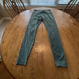 Lululemon Wunder Under Hi-Rise Size 12 Soft Green Play Condition